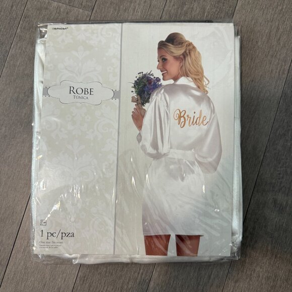 Bride's Robe, One Size, White/Ivory with Gold letters - Picture 2 of 3
